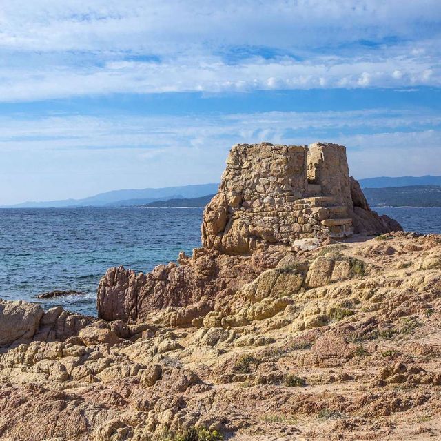 ruine sur rocher